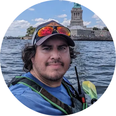 Jay Cartagena at Manhattan Kayak Co